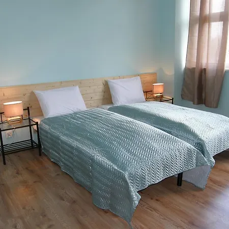 Mona-Pracownicze Noclegi Robotnicze-Tani Nocleg Na Miesiac Hostel *